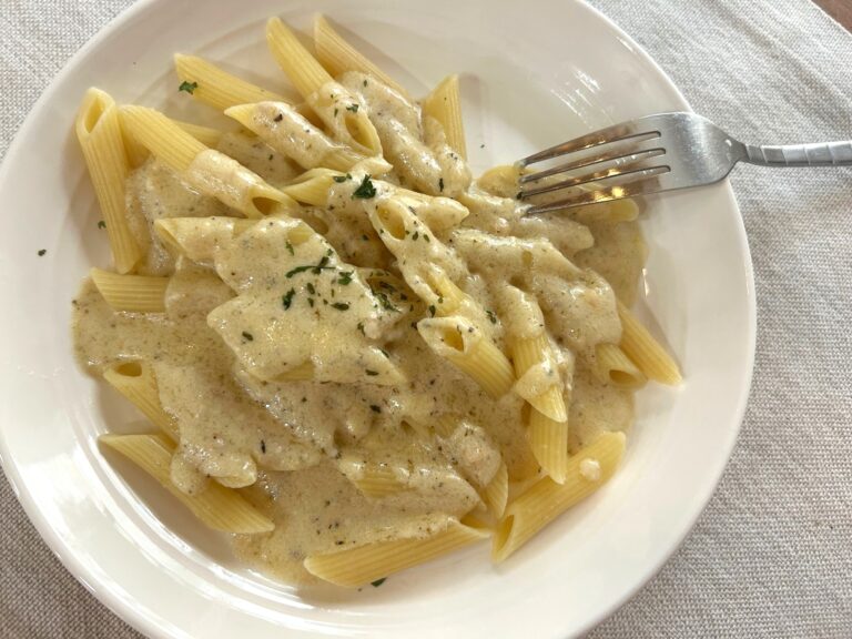 How to Make Homemade Alfredo Sauce